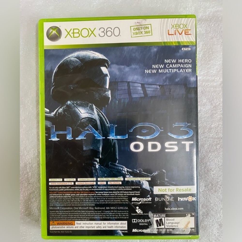 Microsoft XBOX 360 Halo 3 ODST/Forza
Motorsport 3 -UGC